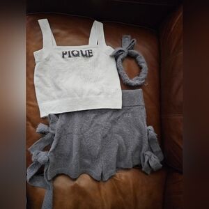 Gelato Pique Gray and White Cozy Set One Size New
